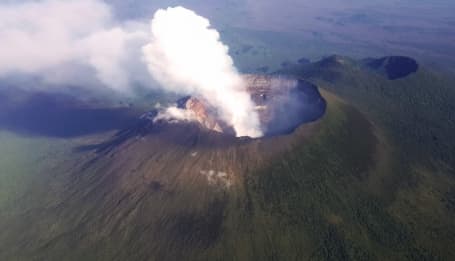 Vulcanul Nyiragongo