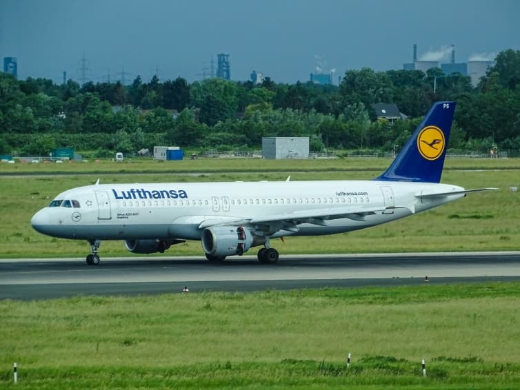Distanța cu avionul dintre București și câteva orașe europene