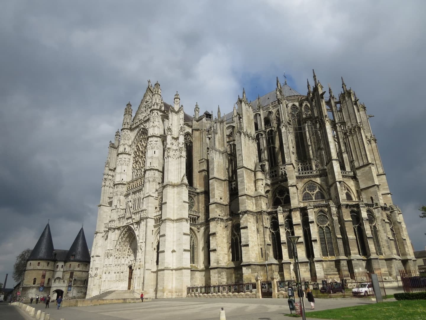 Catedrala gotică din Beauvais