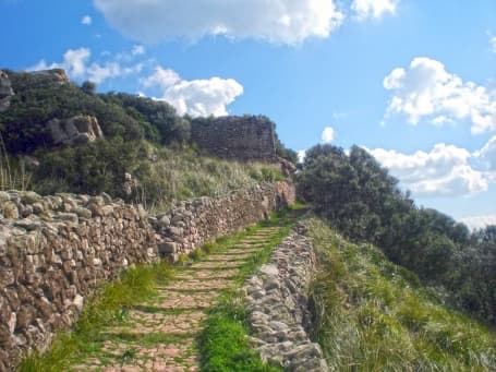Drumul roman spre ruinele Santa Agueda din Ferreries