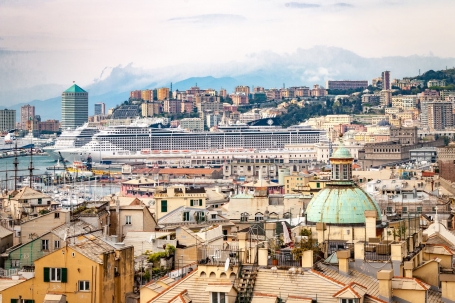 Portul orașului Genova